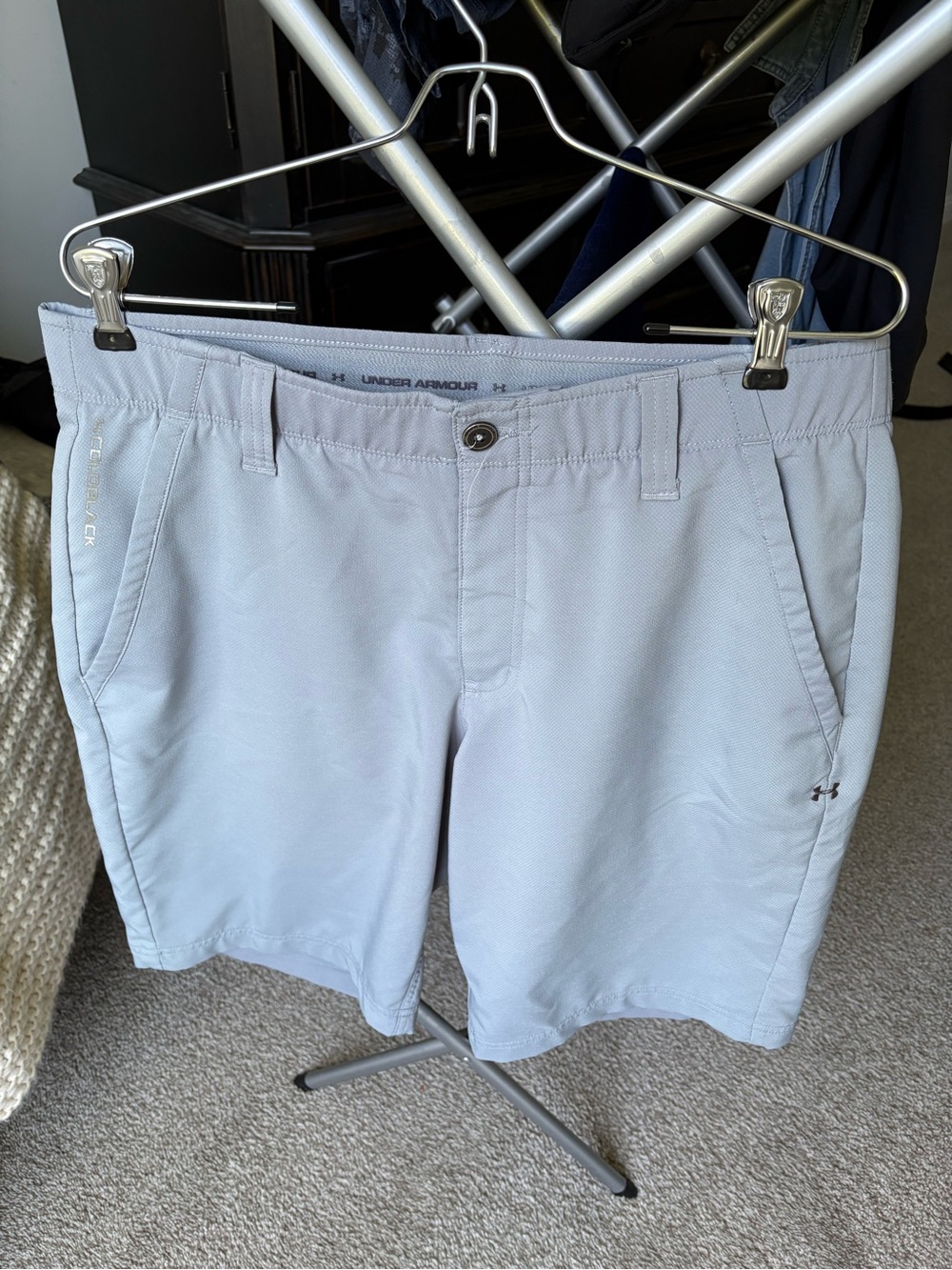 Under Armour Light Gray Men’s Golf Shorts